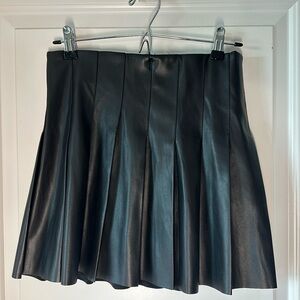 Black faux leather pleated skirt